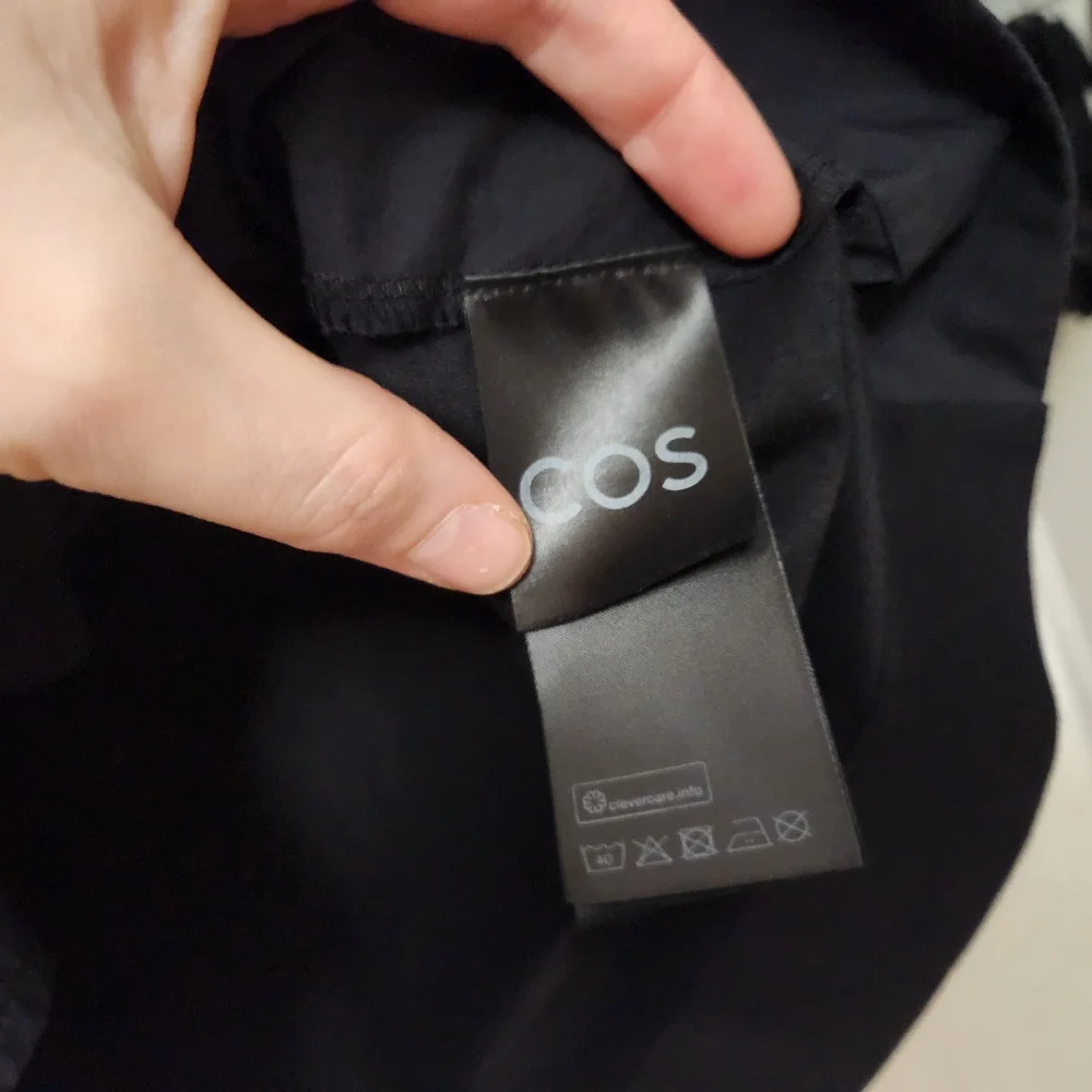 COS Shell Panel Bowling Shirt Size XS in black - Picture 7 of 14